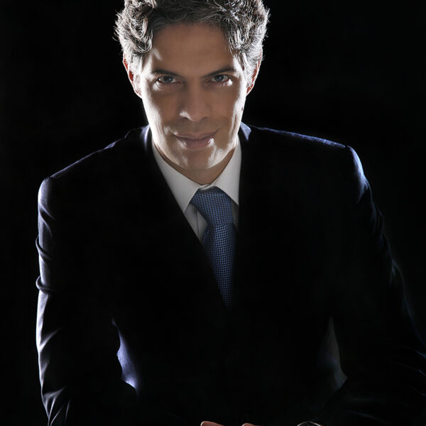 The Scientist – Ricardo Amorim – Economist / Fitness Business Magazine