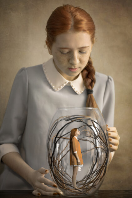 The Girl in the aquarium