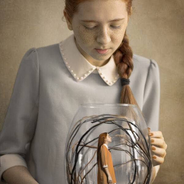 The Girl in the aquarium